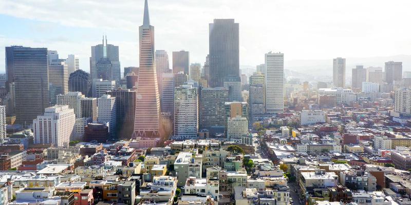 人工智能重塑数据中心运维：从智能告警到根因分析，如何保障云服务与数据安全