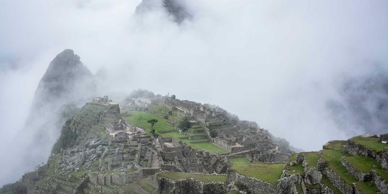 数据中心76：云服务与服务器托管的战略枢纽，IDCHU新标杆解析