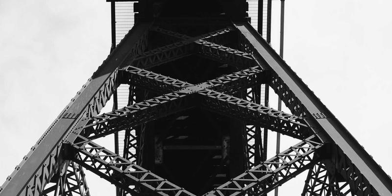 数据中心碳中和路径：从绿电采购到碳抵消的实践与挑战